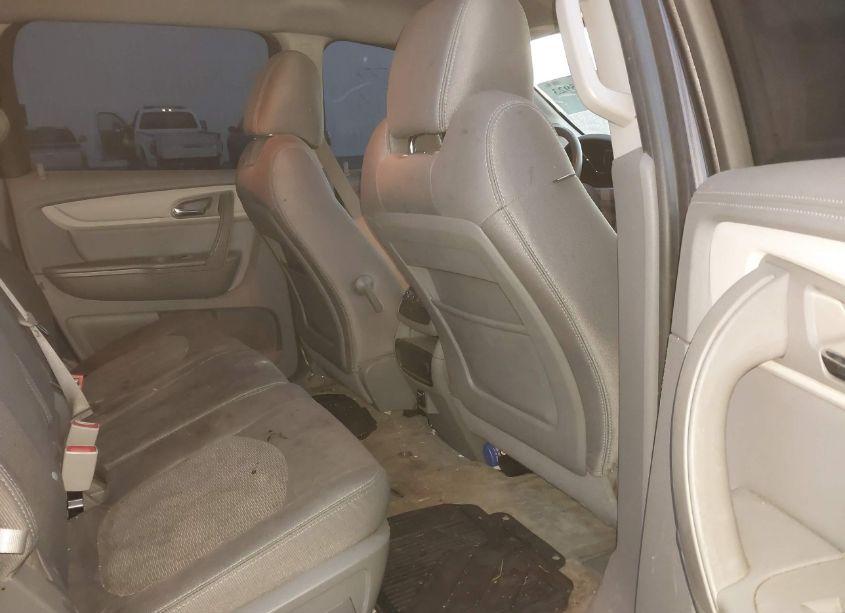 Photo 8 of 2016 Chevrolet Traverse LS (VIN 1GNKRFEDXGJ283130)