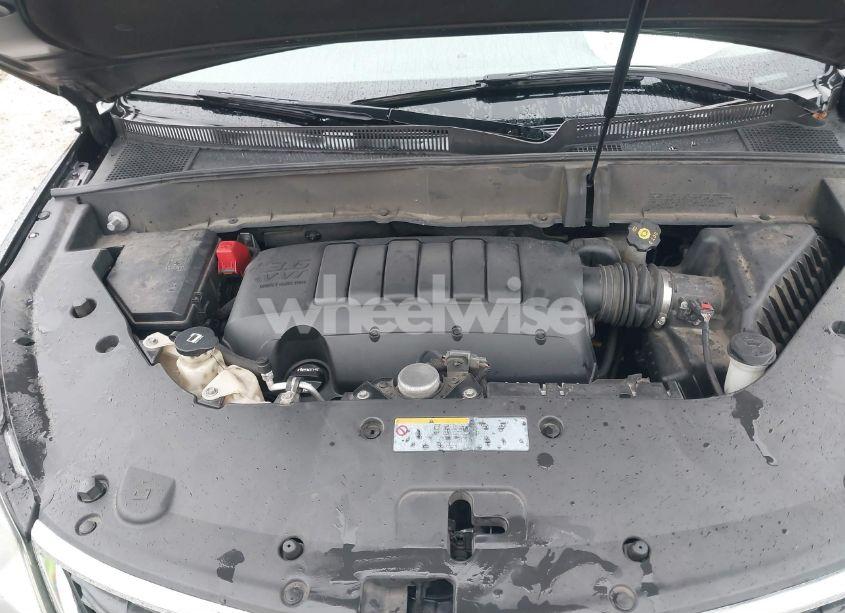 Photo 10 of 2017 Chevrolet Traverse LS (VIN 1GNKRFEDXHJ288913)