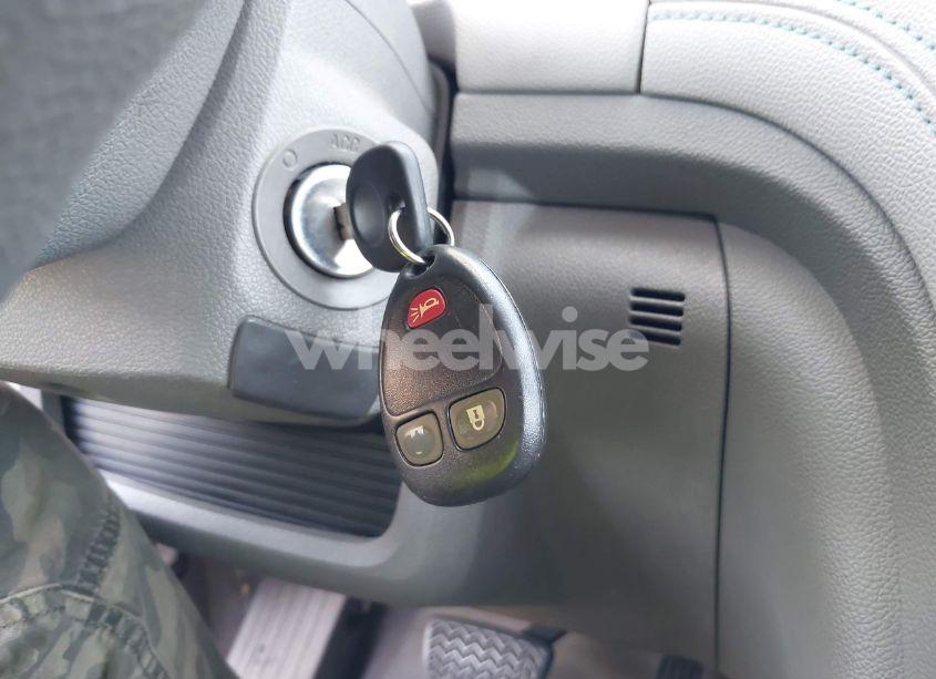 Photo 11 of 2013 Chevrolet Traverse LS (VIN 1GNKRFKD0DJ220960)