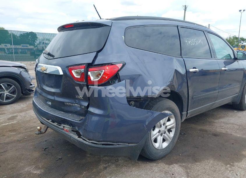 Photo 6 of 2014 Chevrolet Traverse LS (VIN 1GNKRFKD0EJ158364)