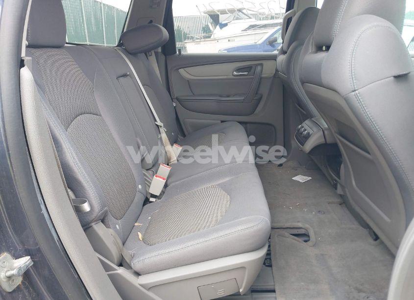 Photo 8 of 2014 Chevrolet Traverse LS (VIN 1GNKRFKD0EJ158364)