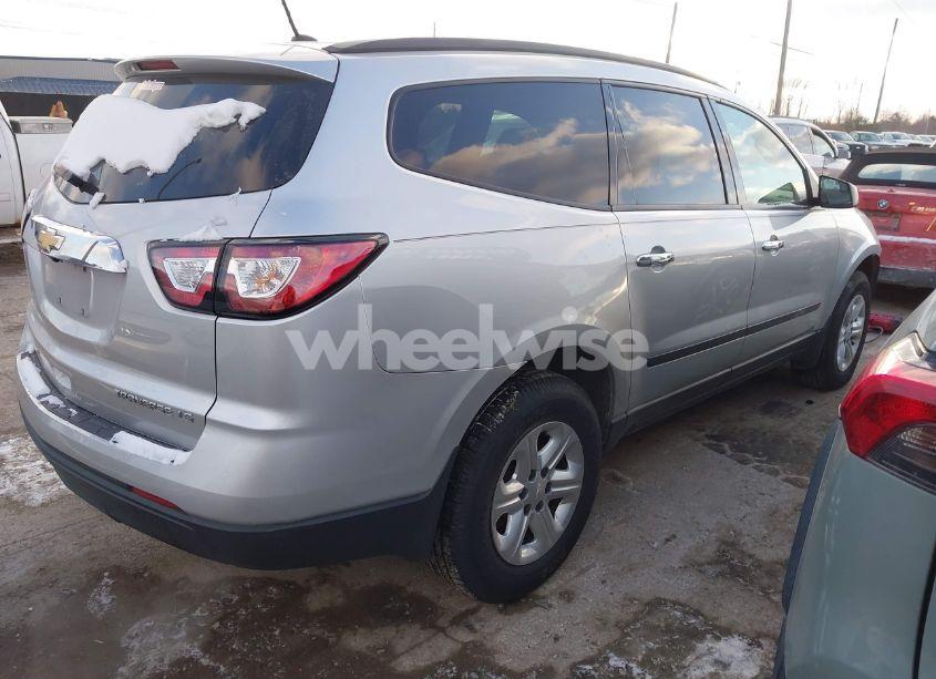 Photo 4 of 2014 Chevrolet Traverse LS (VIN 1GNKRFKD0EJ261638)