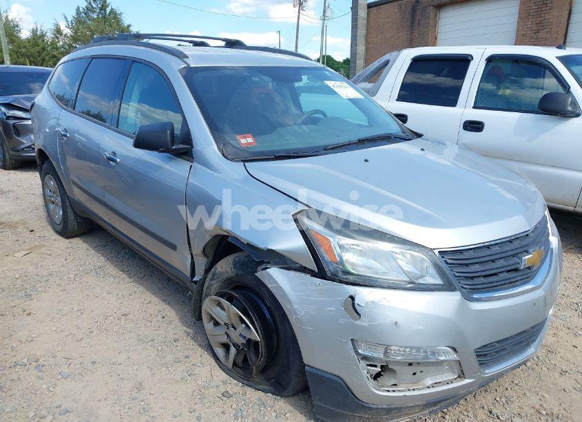 2016 Chevrolet Traverse LS (VIN 1GNKRFKD0GJ224561) main photo