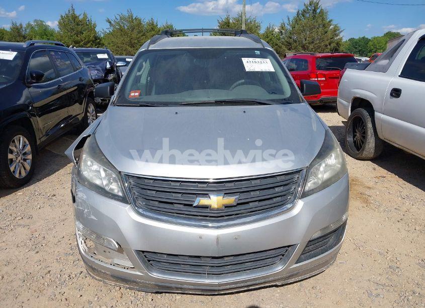 Photo 12 of 2016 Chevrolet Traverse LS (VIN 1GNKRFKD0GJ224561)