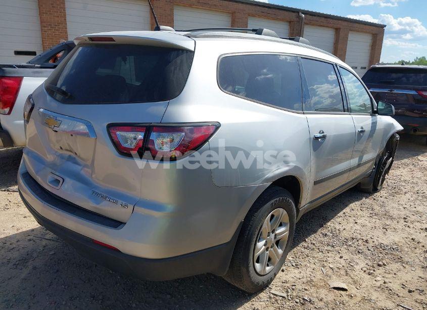 Photo 4 of 2016 Chevrolet Traverse LS (VIN 1GNKRFKD0GJ224561)