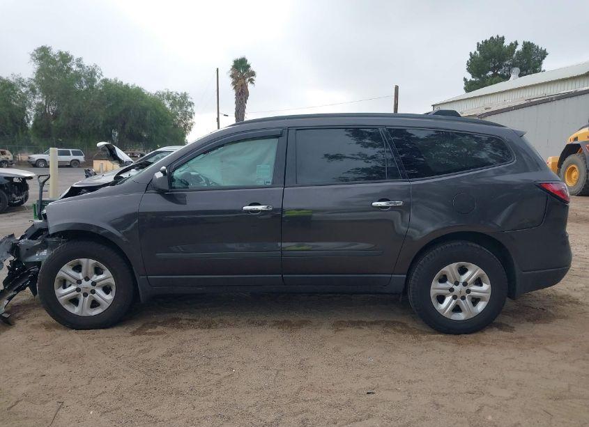 Photo 14 of 2017 Chevrolet Traverse LS (VIN 1GNKRFKD0HJ147059)