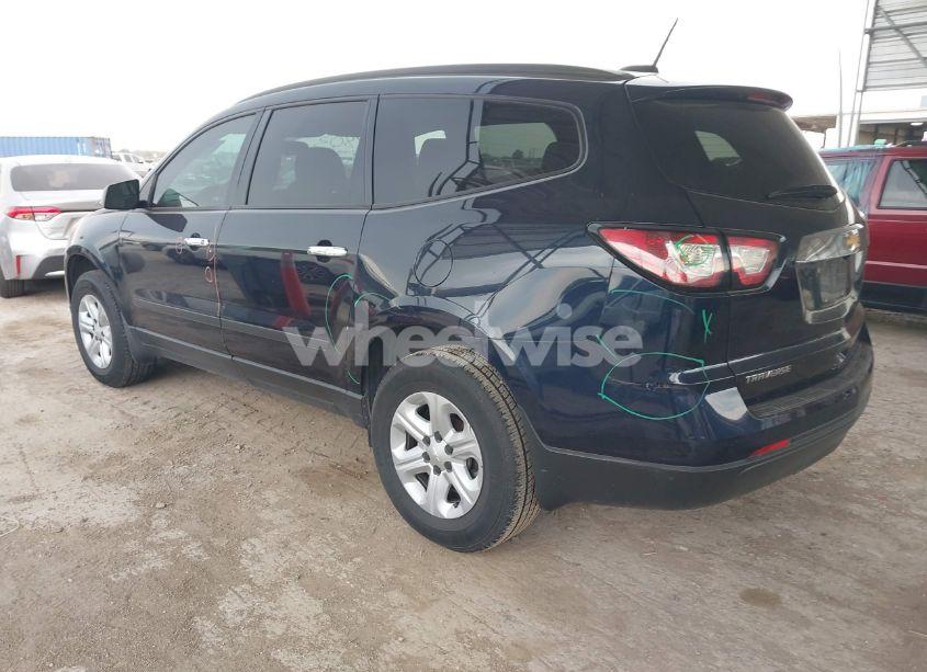 Photo 3 of 2017 Chevrolet Traverse LS (VIN 1GNKRFKD0HJ228286)