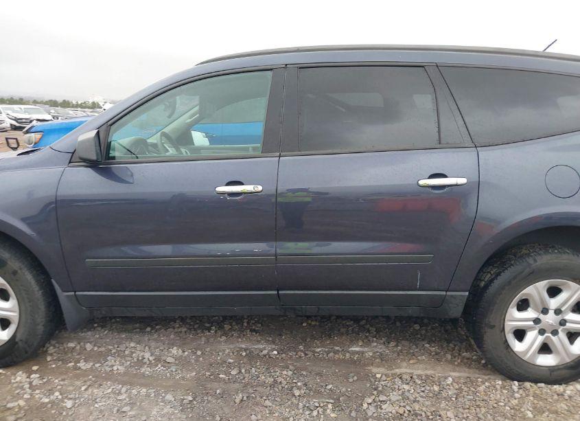 Photo 14 of 2014 Chevrolet Traverse LS (VIN 1GNKRFKD1EJ155716)