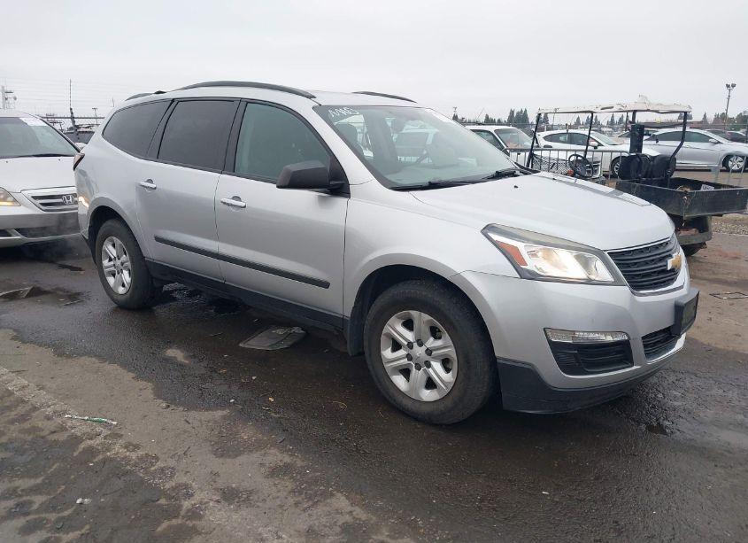 2016 Chevrolet Traverse LS (VIN 1GNKRFKD1GJ146212) main photo