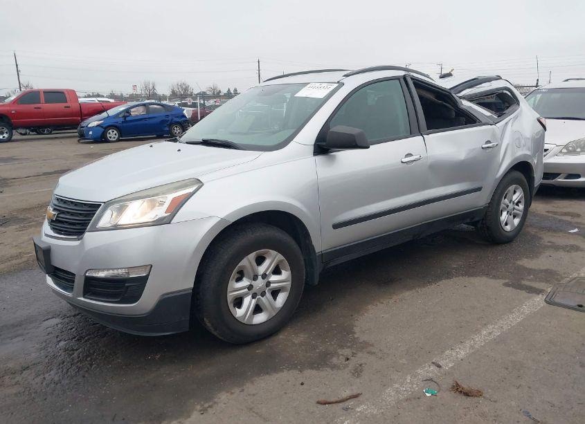 Photo 2 of 2016 Chevrolet Traverse LS (VIN 1GNKRFKD1GJ146212)