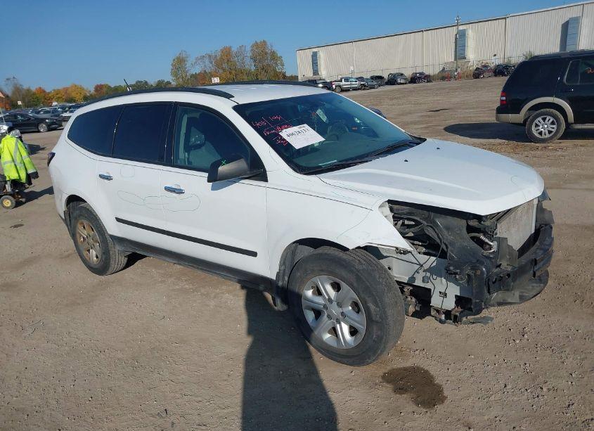 2016 Chevrolet Traverse LS (VIN 1GNKRFKD1GJ287135) main photo