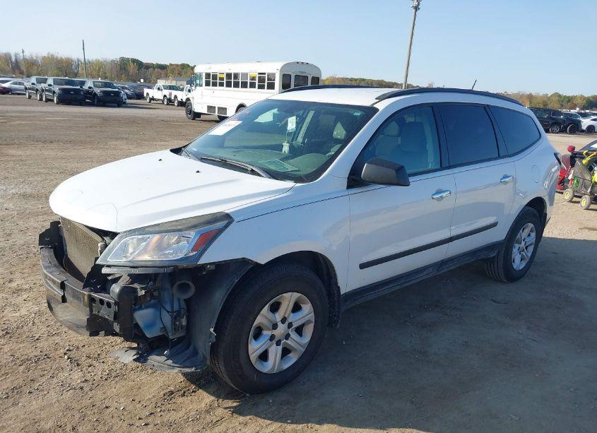 Photo 2 of 2016 Chevrolet Traverse LS (VIN 1GNKRFKD1GJ287135)