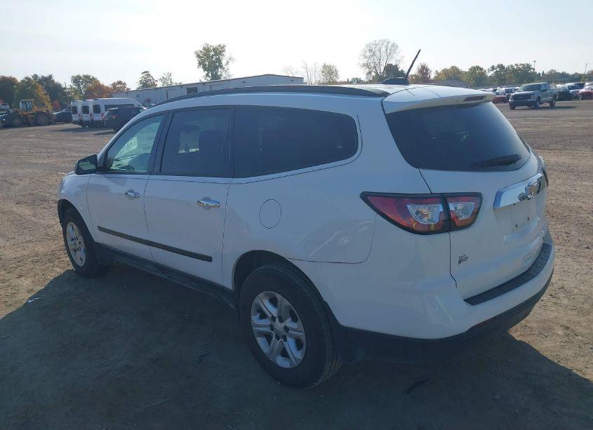 Photo 3 of 2016 Chevrolet Traverse LS (VIN 1GNKRFKD1GJ287135)