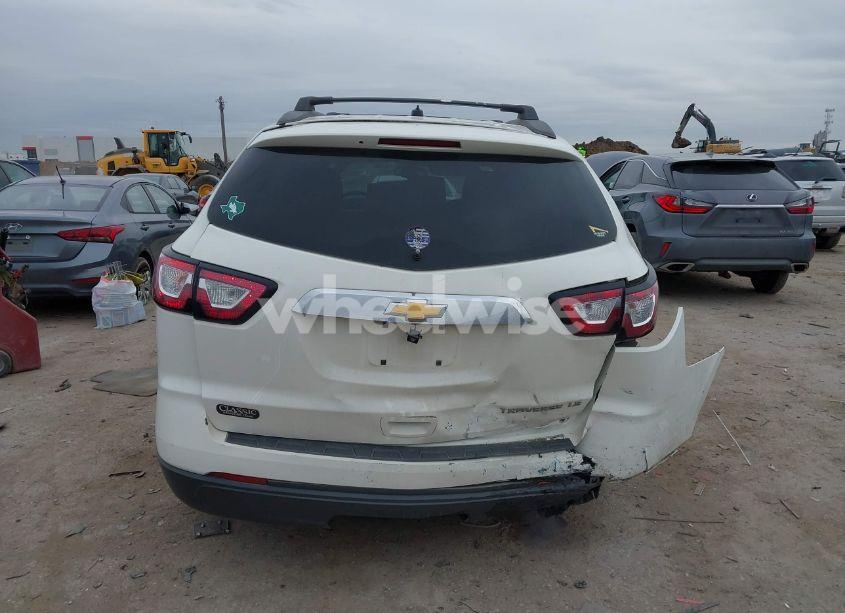 Photo 16 of 2013 Chevrolet Traverse LS (VIN 1GNKRFKD2DJ117992)