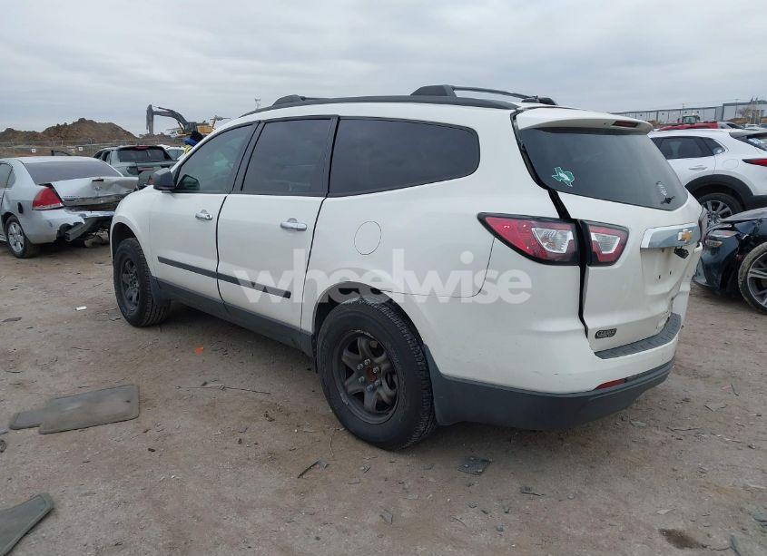 Photo 3 of 2013 Chevrolet Traverse LS (VIN 1GNKRFKD2DJ117992)