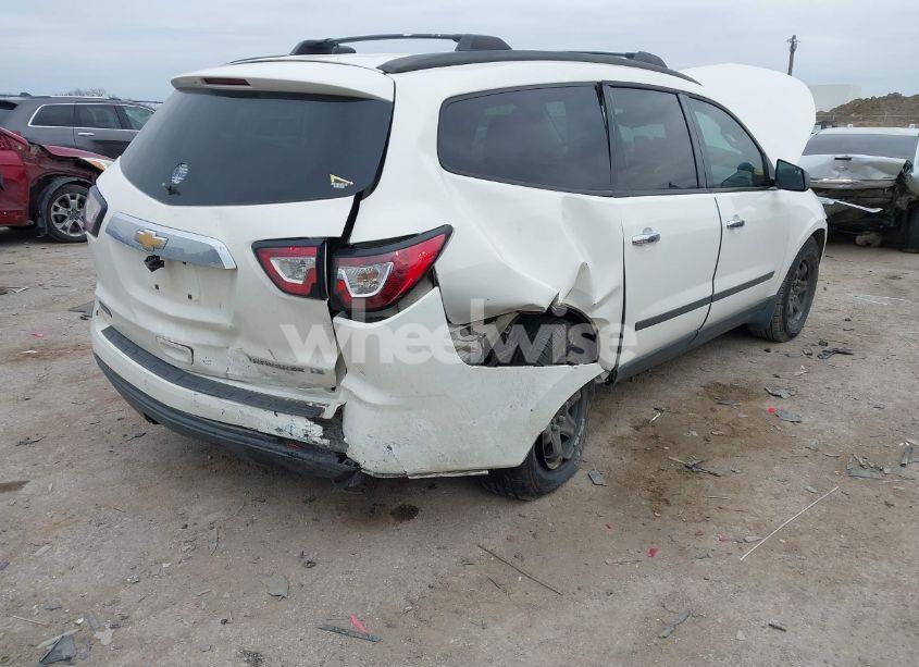 Photo 6 of 2013 Chevrolet Traverse LS (VIN 1GNKRFKD2DJ117992)