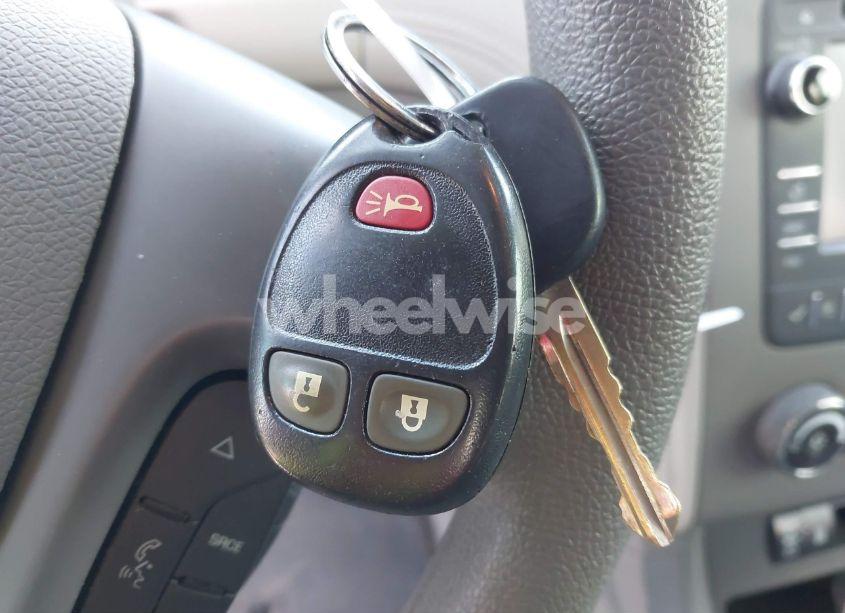 Photo 11 of 2014 Chevrolet Traverse LS (VIN 1GNKRFKD2EJ311794)