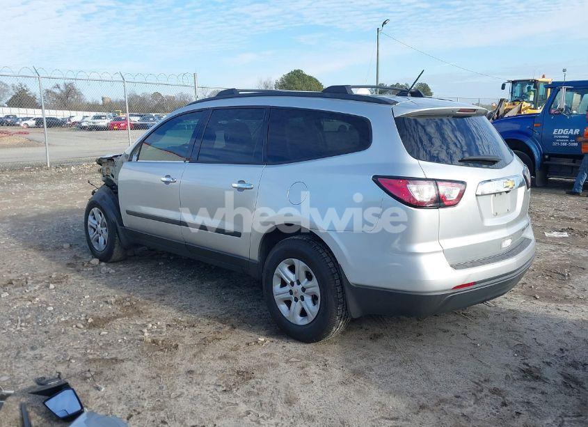 Photo 3 of 2014 Chevrolet Traverse LS (VIN 1GNKRFKD2EJ311794)
