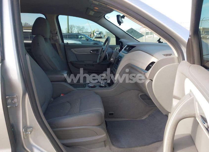 Photo 5 of 2014 Chevrolet Traverse LS (VIN 1GNKRFKD2EJ311794)