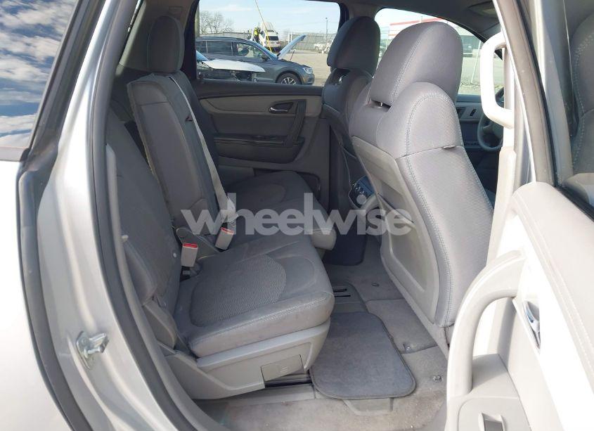 Photo 8 of 2014 Chevrolet Traverse LS (VIN 1GNKRFKD2EJ311794)