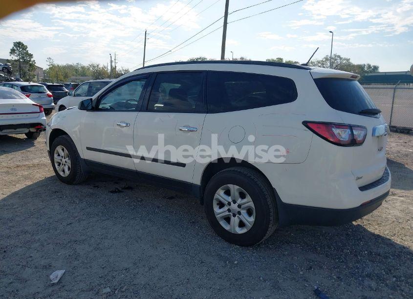 Photo 3 of 2015 Chevrolet Traverse LS (VIN 1GNKRFKD3FJ106129)