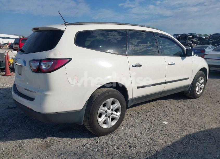 Photo 4 of 2015 Chevrolet Traverse LS (VIN 1GNKRFKD3FJ106129)