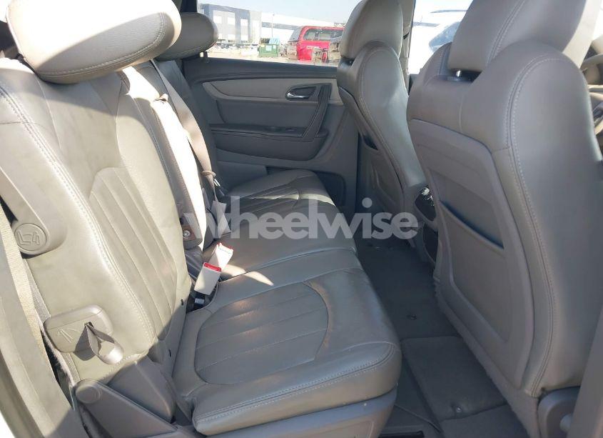 Photo 8 of 2015 Chevrolet Traverse LS (VIN 1GNKRFKD3FJ106129)