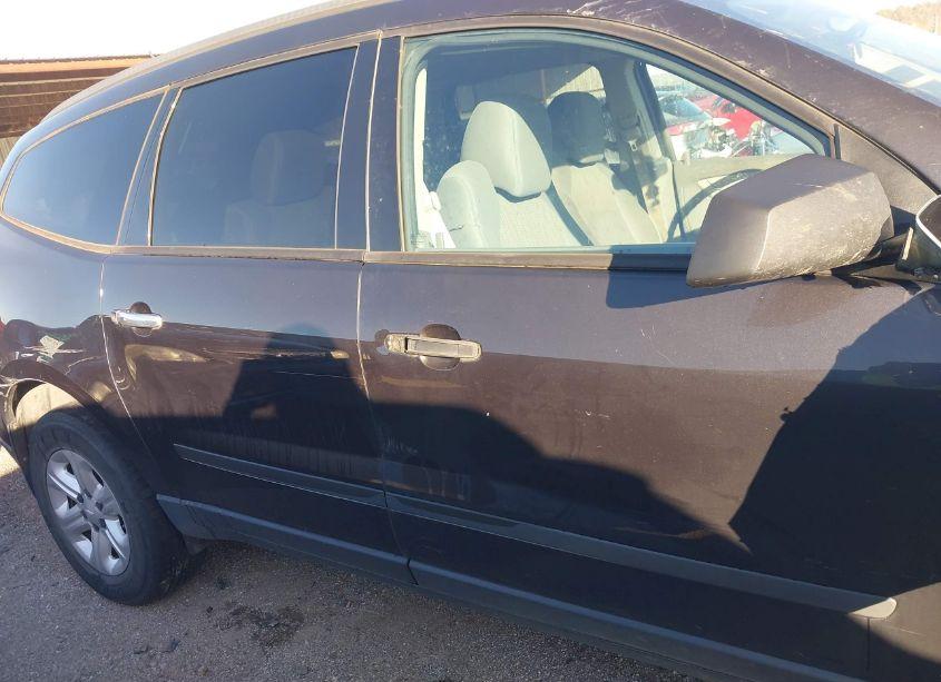 Photo 13 of 2016 Chevrolet Traverse LS (VIN 1GNKRFKD3GJ137818)