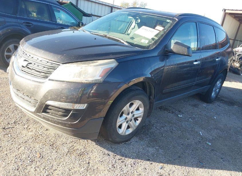 Photo 2 of 2016 Chevrolet Traverse LS (VIN 1GNKRFKD3GJ137818)
