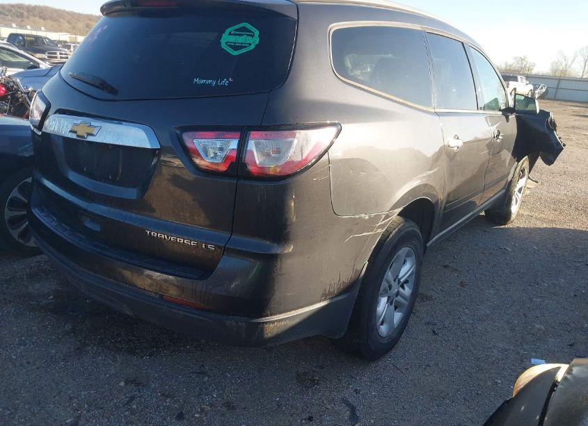 Photo 4 of 2016 Chevrolet Traverse LS (VIN 1GNKRFKD3GJ137818)