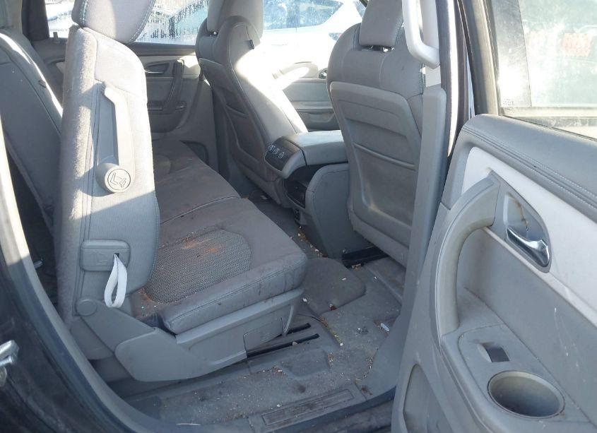 Photo 8 of 2016 Chevrolet Traverse LS (VIN 1GNKRFKD3GJ137818)