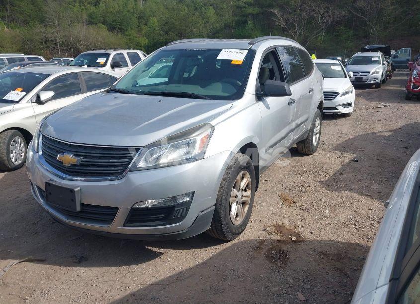 Photo 2 of 2016 Chevrolet Traverse LS (VIN 1GNKRFKD3GJ237322)
