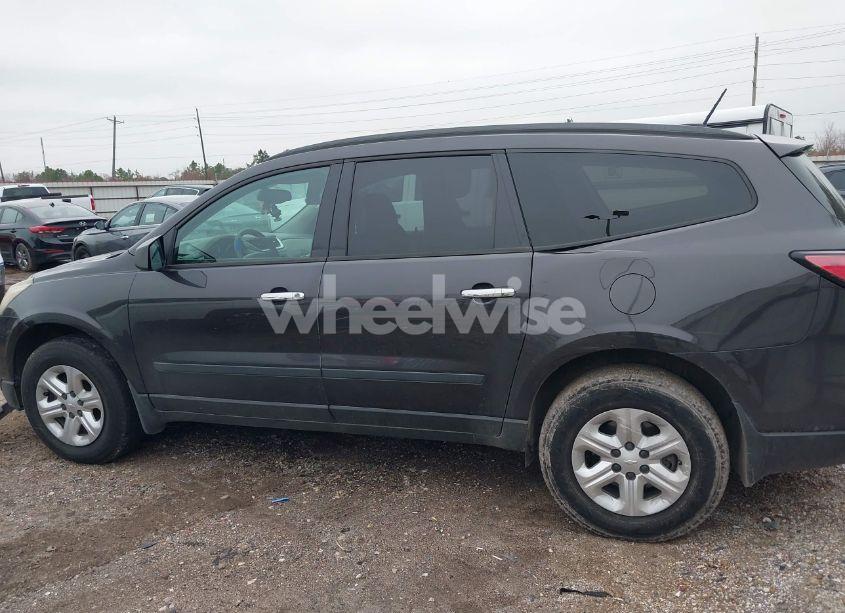 Photo 14 of 2016 Chevrolet Traverse LS (VIN 1GNKRFKD4GJ152151)