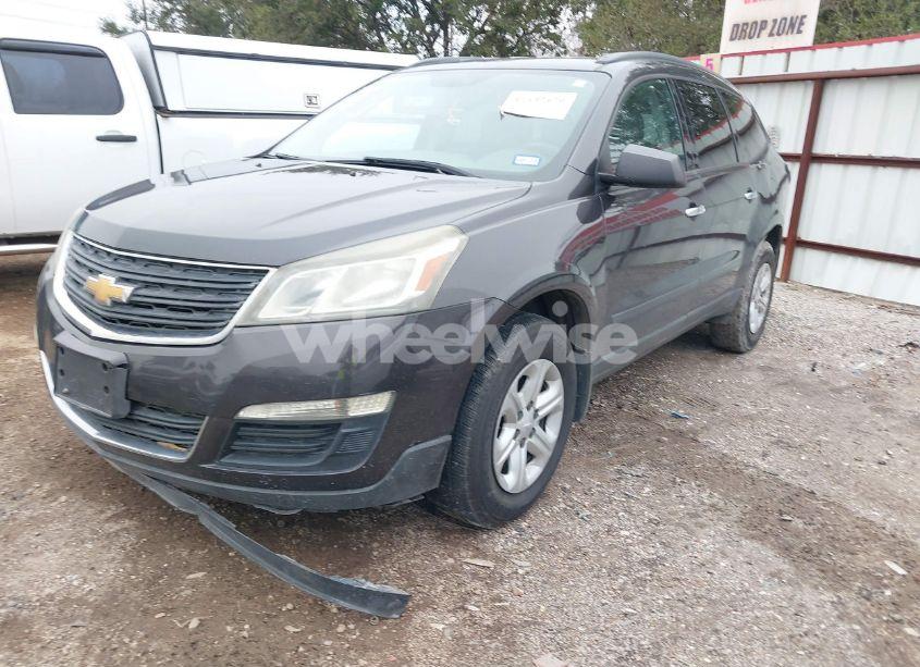 Photo 2 of 2016 Chevrolet Traverse LS (VIN 1GNKRFKD4GJ152151)
