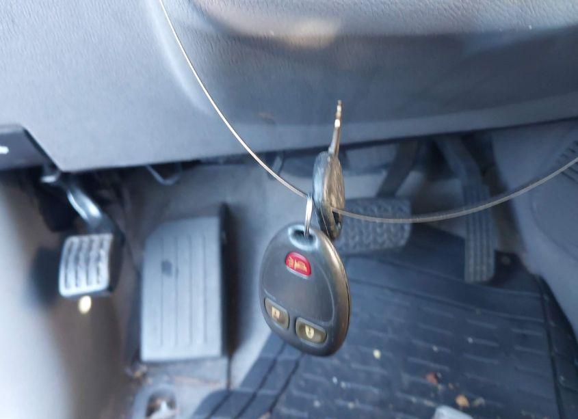 Photo 11 of 2017 Chevrolet Traverse LS (VIN 1GNKRFKD4HJ153382)