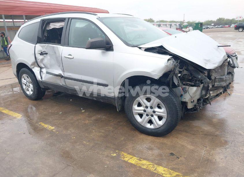 2017 Chevrolet Traverse LS (VIN 1GNKRFKD4HJ159182) main photo