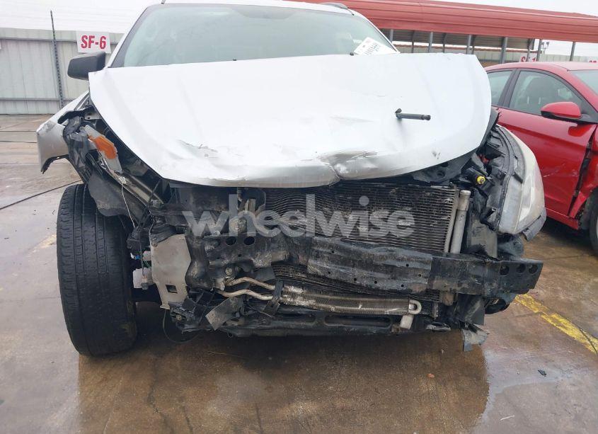 Photo 6 of 2017 Chevrolet Traverse LS (VIN 1GNKRFKD4HJ159182)