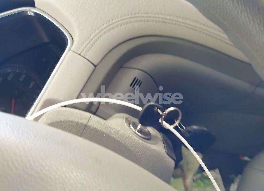 Photo 11 of 2017 Chevrolet Traverse LS (VIN 1GNKRFKD4HJ301336)