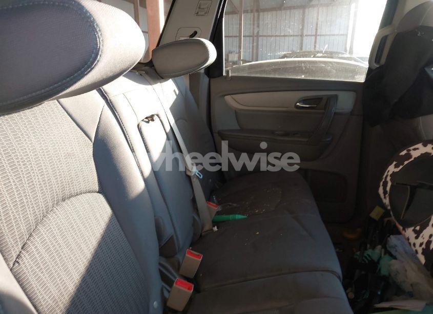 Photo 8 of 2017 Chevrolet Traverse LS (VIN 1GNKRFKD4HJ301336)