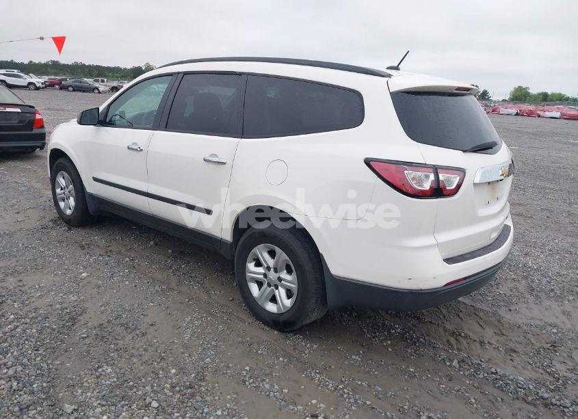 Photo 3 of 2014 Chevrolet Traverse LS (VIN 1GNKRFKD5EJ296045)