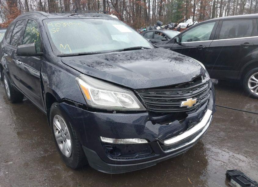 Photo 6 of 2016 Chevrolet Traverse LS (VIN 1GNKRFKD5GJ259564)