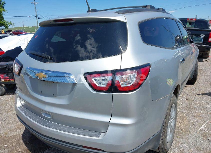 Photo 16 of 2017 Chevrolet Traverse LS (VIN 1GNKRFKD5HJ247271)