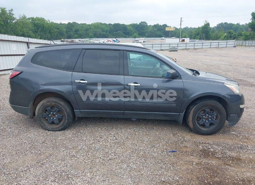 Photo 14 of 2014 Chevrolet Traverse LS (VIN 1GNKRFKD6EJ162077)