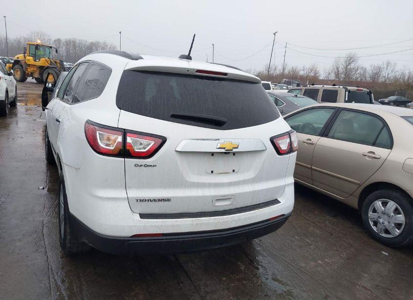 Photo 17 of 2017 Chevrolet Traverse LS (VIN 1GNKRFKD6HJ106984)