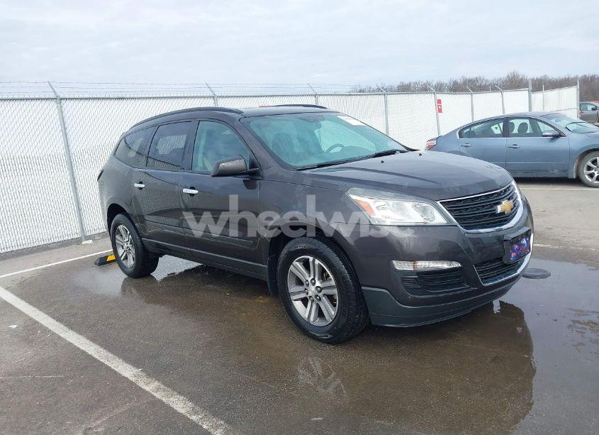 2017 Chevrolet Traverse LS (VIN 1GNKRFKD6HJ192586) main photo