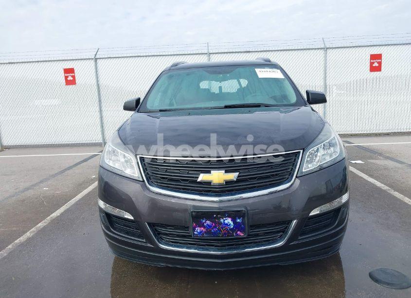 Photo 12 of 2017 Chevrolet Traverse LS (VIN 1GNKRFKD6HJ192586)