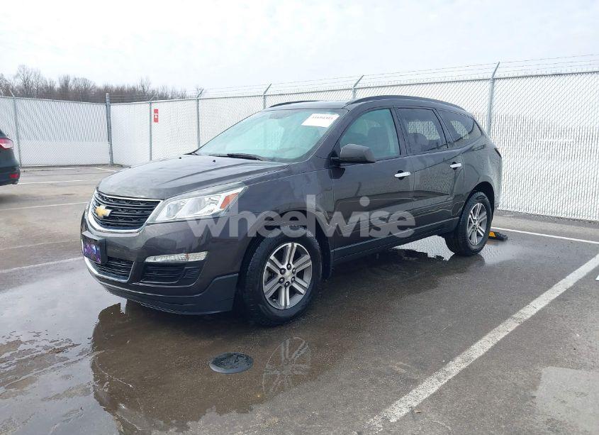 Photo 2 of 2017 Chevrolet Traverse LS (VIN 1GNKRFKD6HJ192586)
