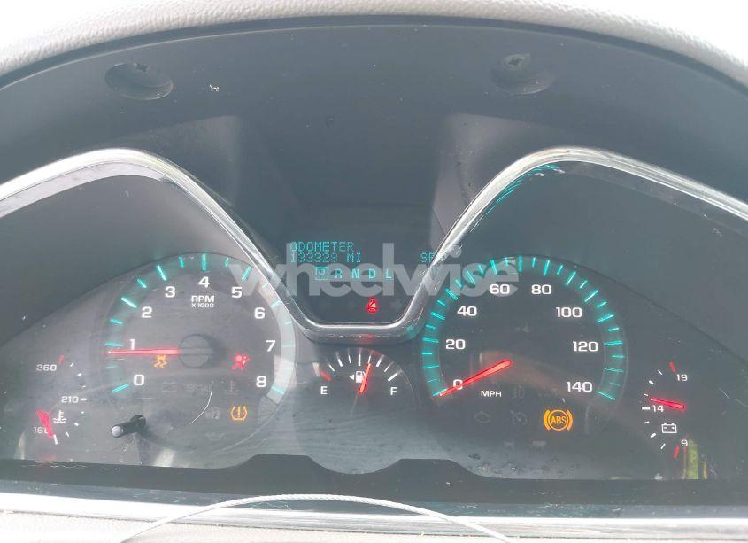 Photo 7 of 2017 Chevrolet Traverse LS (VIN 1GNKRFKD6HJ192586)