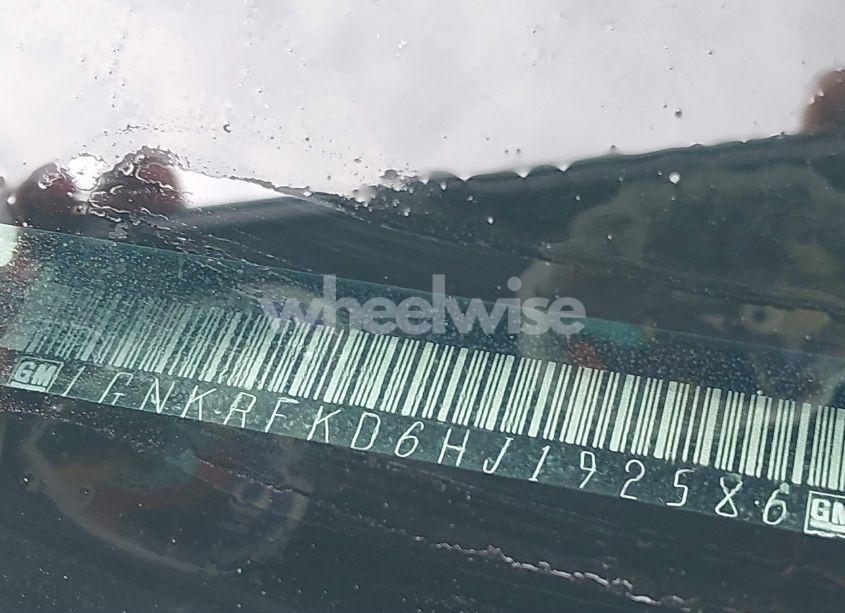 Photo 9 of 2017 Chevrolet Traverse LS (VIN 1GNKRFKD6HJ192586)