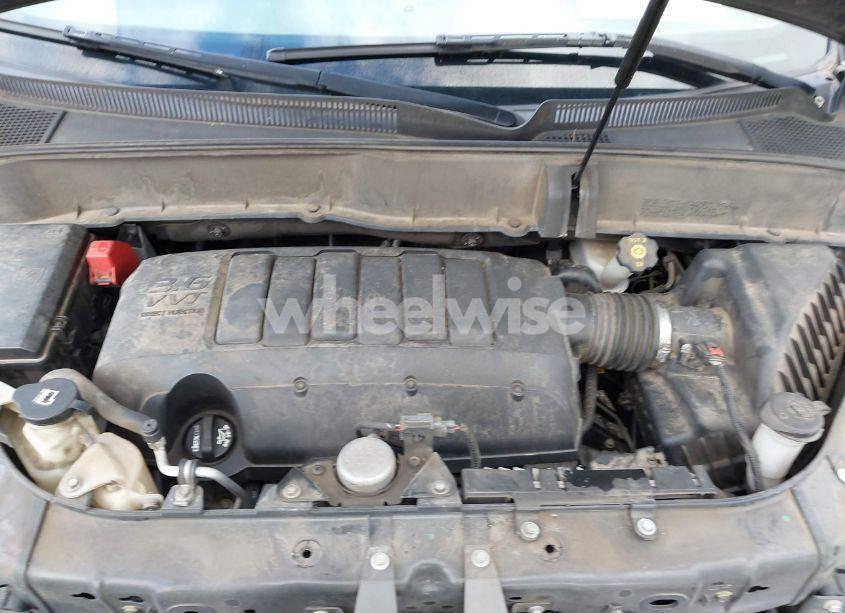 Photo 10 of 2017 Chevrolet Traverse LS (VIN 1GNKRFKD6HJ240927)